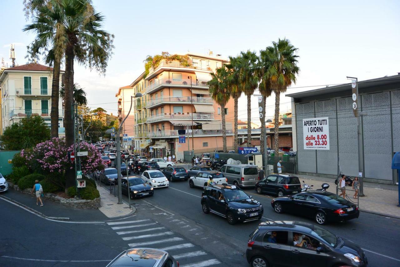 Ferienwohnung Mare Foce E Centro Sanremo Exterior foto